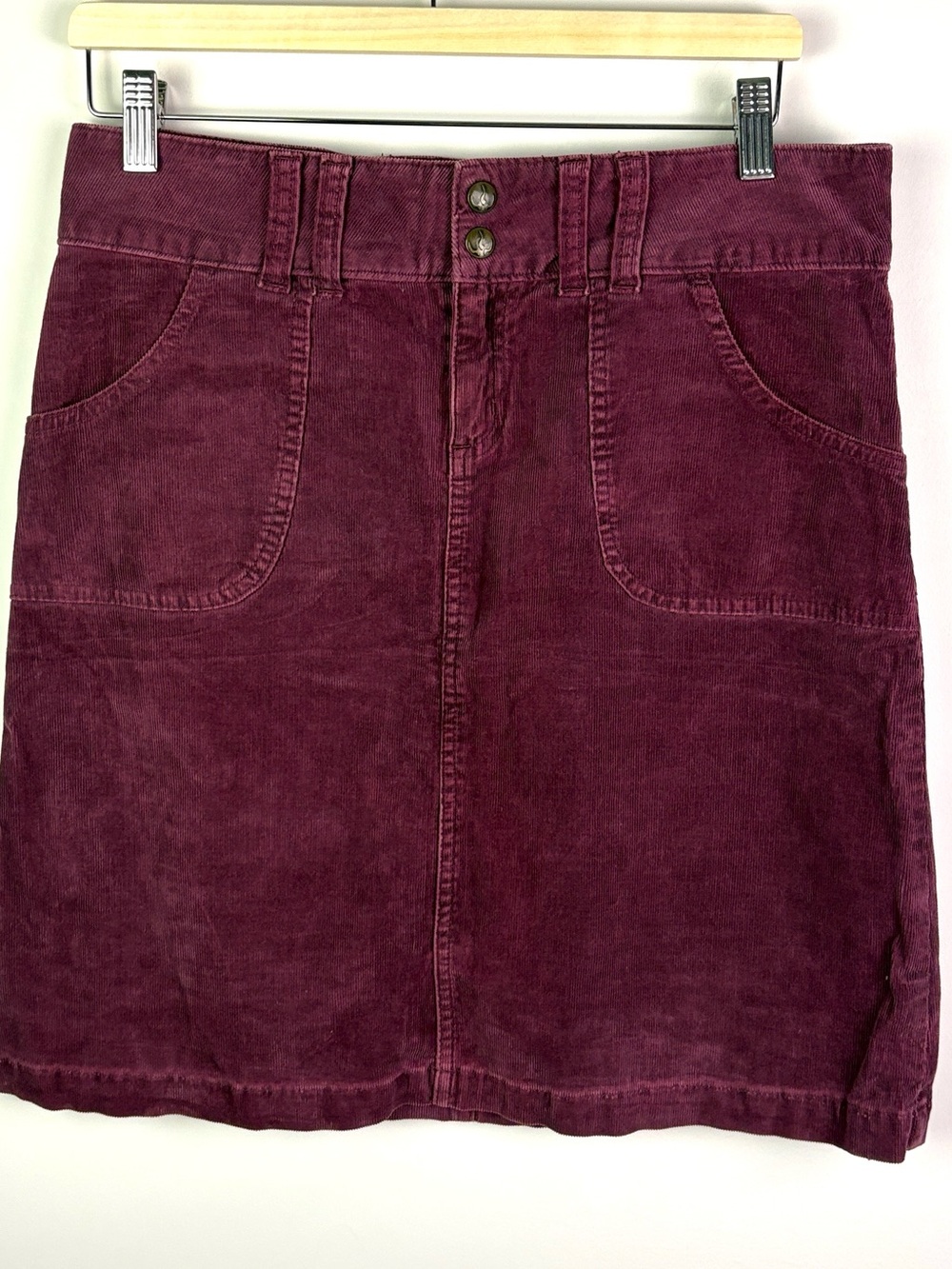 Prana Corduroy Skirt in Deep Berry size 4